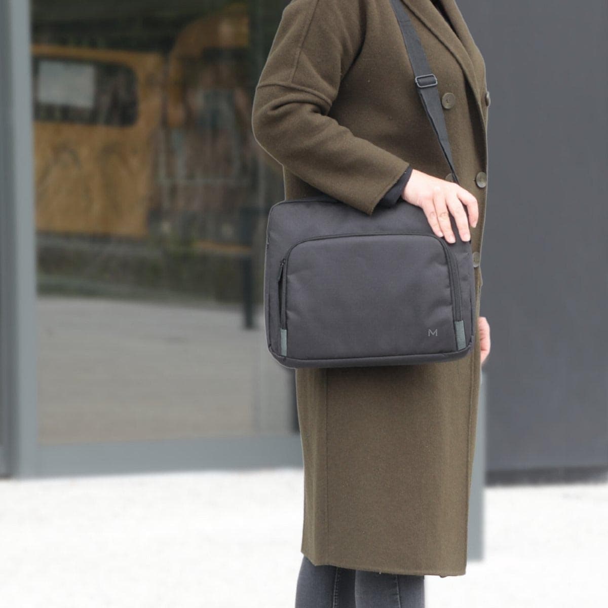 Mobilis TheOne Basic Briefcase Toploading 14-16-30% RECYCLE