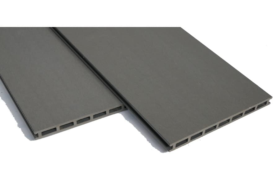 Lame creuse WPC, lame de balcon, 20 (épaisseur) x 250 mm (largeur), système stable à 7 chambres, brossé des deux côtés / rainuré d'un côté, gris, en longueur de 1,80 m (prix par m² - environ 30 €)