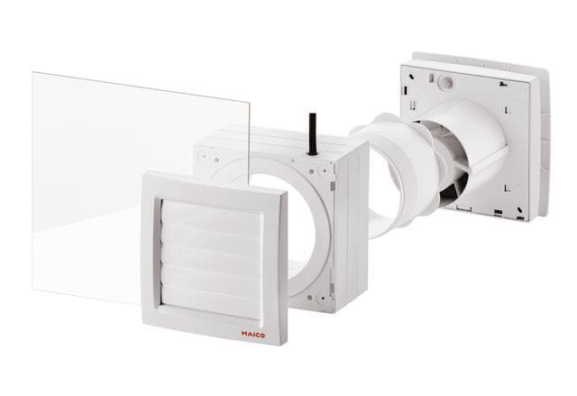 Maico Fenstereinbausatz FE 100/1 AP mit selbstt.Klappe 0093.0499