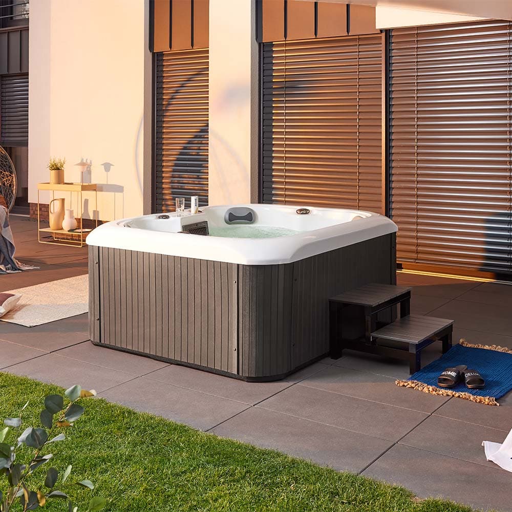 Home Deluxe Bañera de hidromasaje exterior con escalones y cubierta térmica SEA STAR 180 x 160 cm 4 personas
