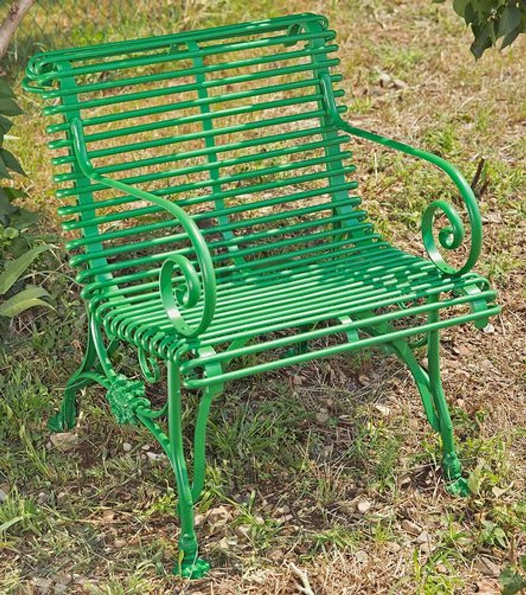 Casa Padrino Jugendstil Gartenstuhl Grün 65 x 60 cm - Handgefertigter Schmiedeeisen Stuhl mit Armlehnen - Nostalgische Garten Möbel