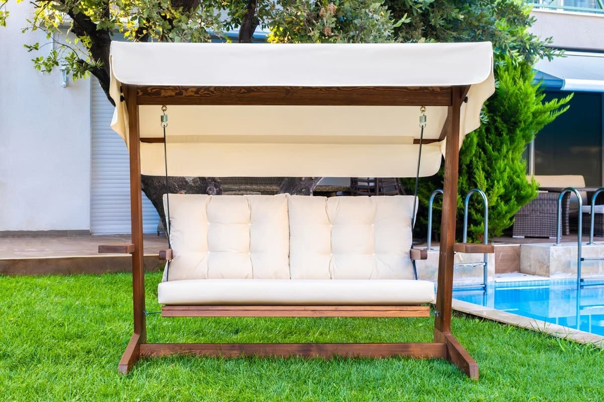 Casa Padrino Luxus Hollywood Schaukel Beige / Braun 200 cm - Garten Schaukel