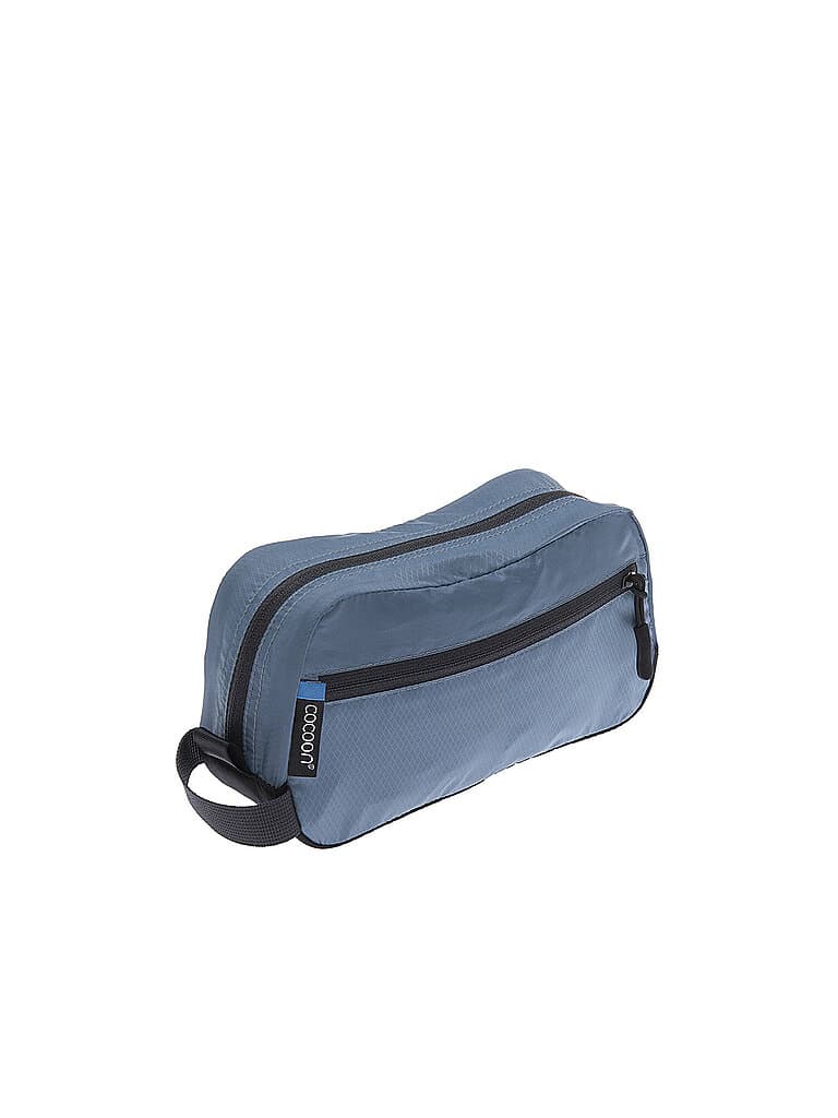 COCOON On-The-Go Toiletry Kit Light M blau